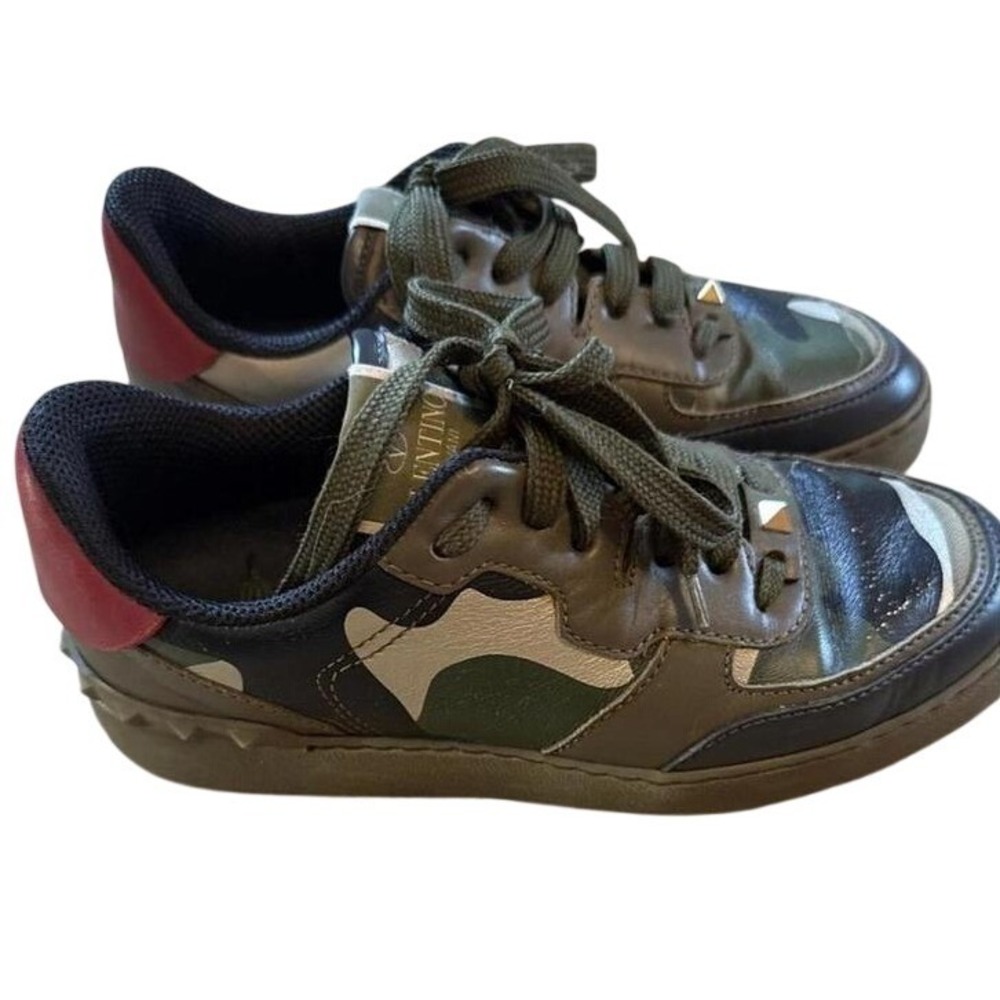 Valentino Garavani Rockstud Camouflage Sneakers Womens 7‎